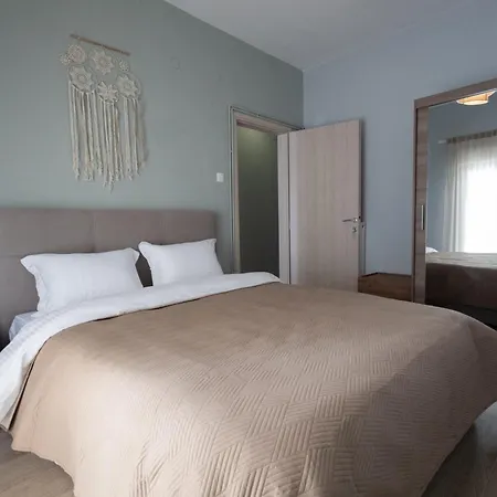 Sunny 85sqm Flat In The Centre Of Thessaloniki, Delfon 5 Διαμέρισμα