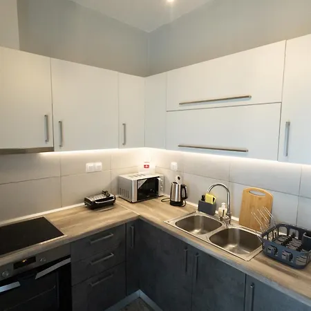 Διαμέρισμα Sunny 85sqm Flat In The Centre Of Thessaloniki, Delfon 5 *
