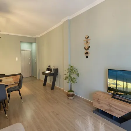 Διαμέρισμα Sunny 85sqm Flat In The Centre Of Thessaloniki, Delfon 5 Θεσσαλονίκη