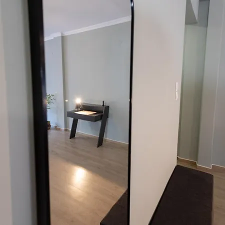 Διαμέρισμα Sunny 85sqm Flat In The Centre Of Thessaloniki, Delfon 5