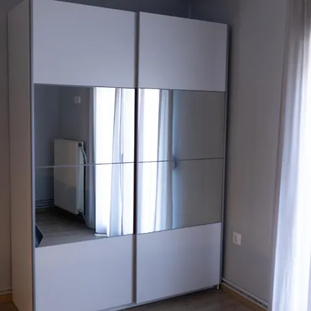 Sunny 85sqm Flat In The Centre Of Thessaloniki, Delfon 5