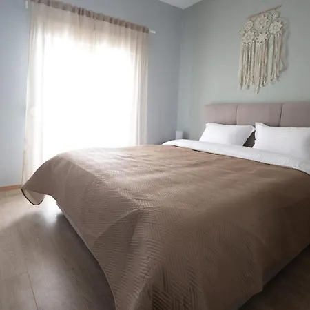 Sunny 85sqm Flat In The Centre Of Thessaloniki, Delfon 5 Διαμέρισμα