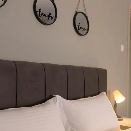Διαμέρισμα Sunny 85sqm Flat In The Centre Of Thessaloniki, Delfon 5