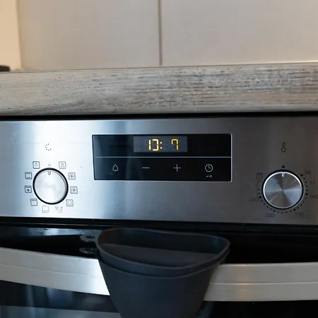 Διαμέρισμα Sunny 85sqm Flat In The Centre Of Thessaloniki, Delfon 5 *