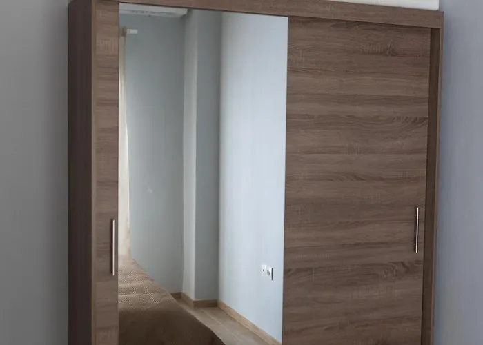 Sunny 85sqm Flat In The Centre Of Appartamento