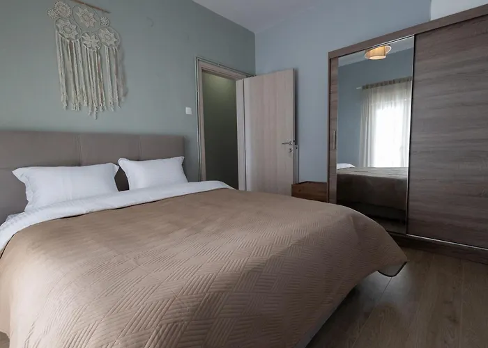 Sunny 85sqm Flat In The Centre Of * Salonicco