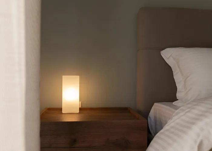 Apartment Sunny 85sqm Flat In The Centre Of
