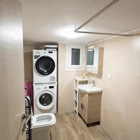 Apartment Sunny 85sqm Flat In The Centre Of Thessaloniki, Delfon 5 Thessaloniki